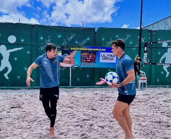 Campeão masculino do torneio de futevôlei